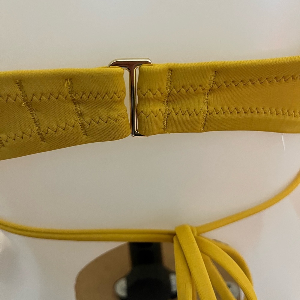 Shade & Shore Mustard Yellow Bikini Top size 36D - Picture 5 of 7